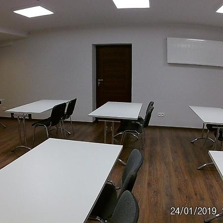 Scsk Pol Lawy Hotel Puławy Kültér fotó