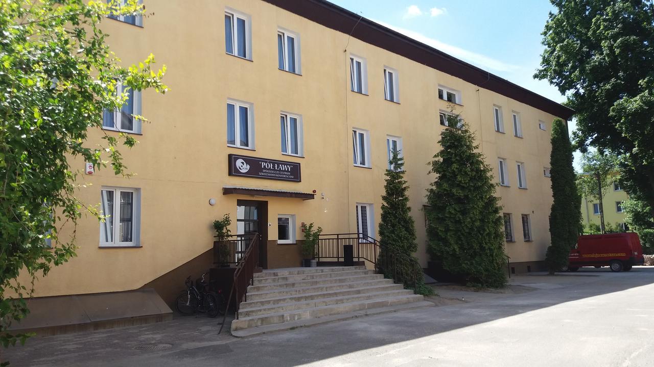 Scsk Pol Lawy Hotel Puławy Kültér fotó