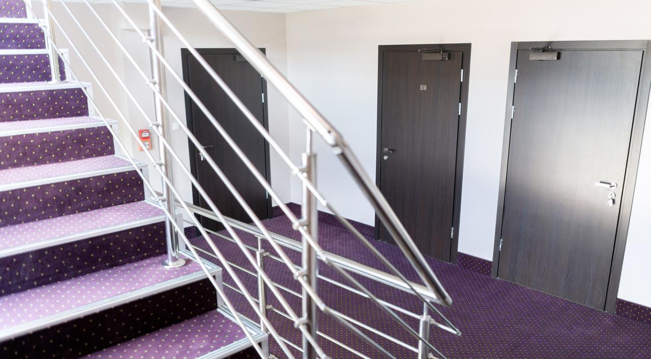 Scsk Pol Lawy Hotel Puławy Kültér fotó