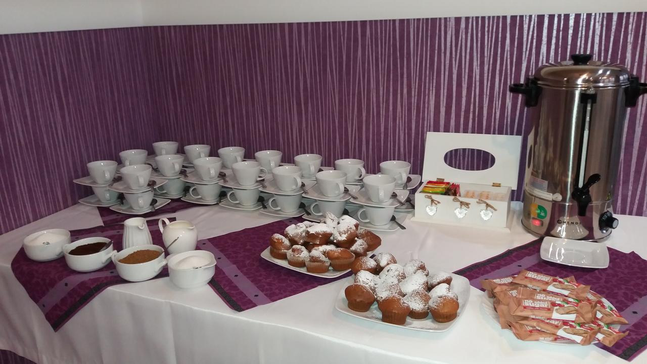 Scsk Pol Lawy Hotel Puławy Kültér fotó