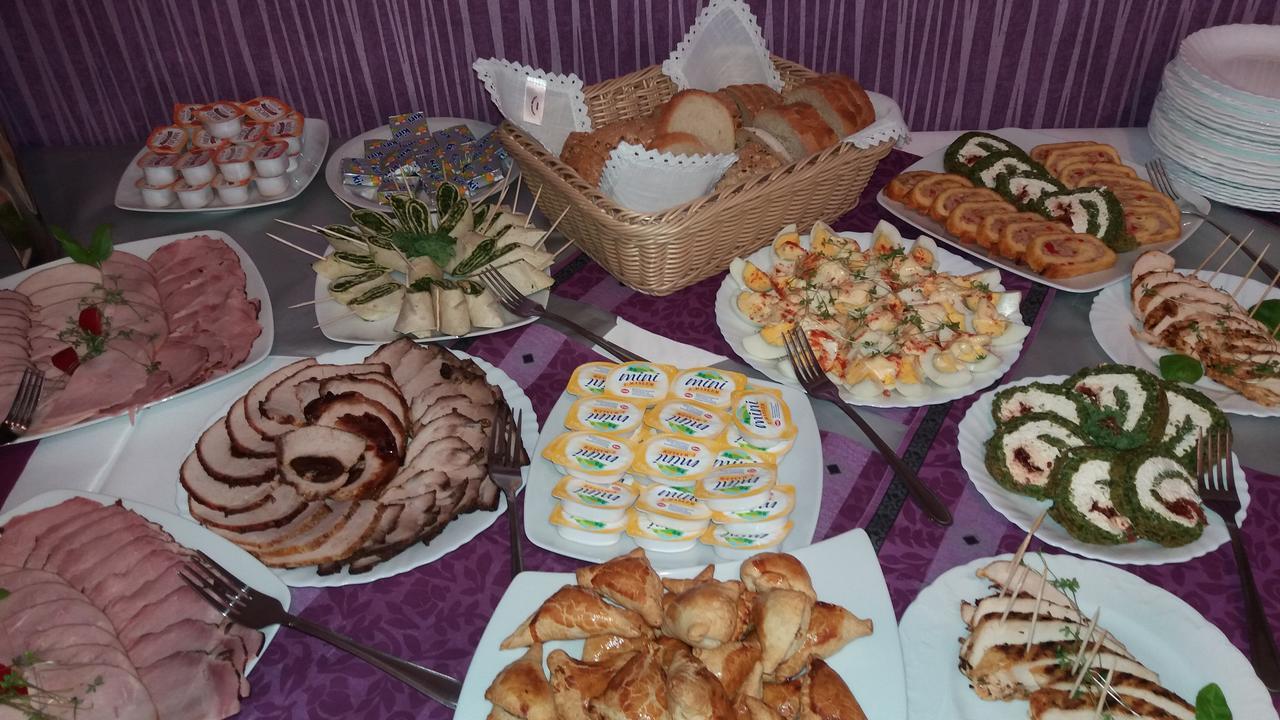 Scsk Pol Lawy Hotel Puławy Kültér fotó